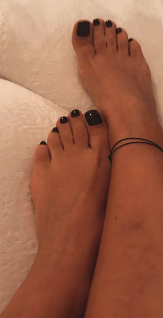 Lick them all night posted by Supergirl_Skyler