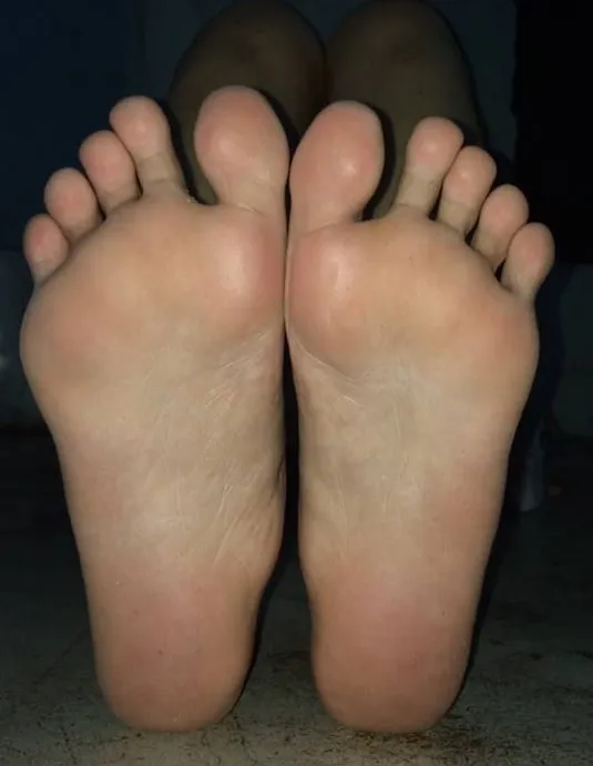 Lick them please posted by Renna_Elide18