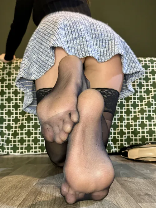 Lick your way up  by PropToToe