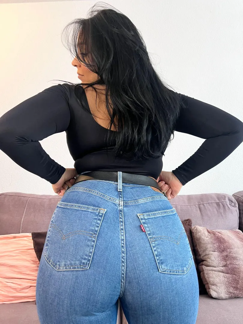 Life is too complex to make it even more, just enjoy and do the things you want to do posted by Galadriel69_