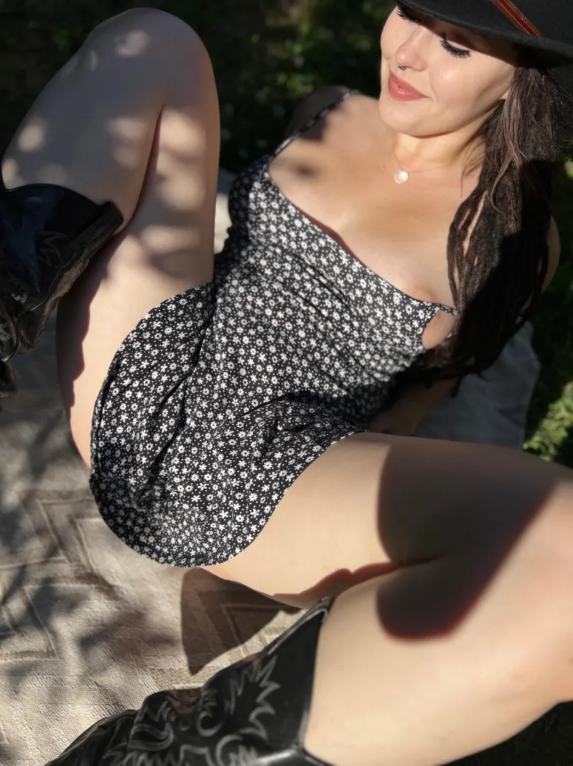 Lift the dress up or slide your hand under? posted by novabrayy