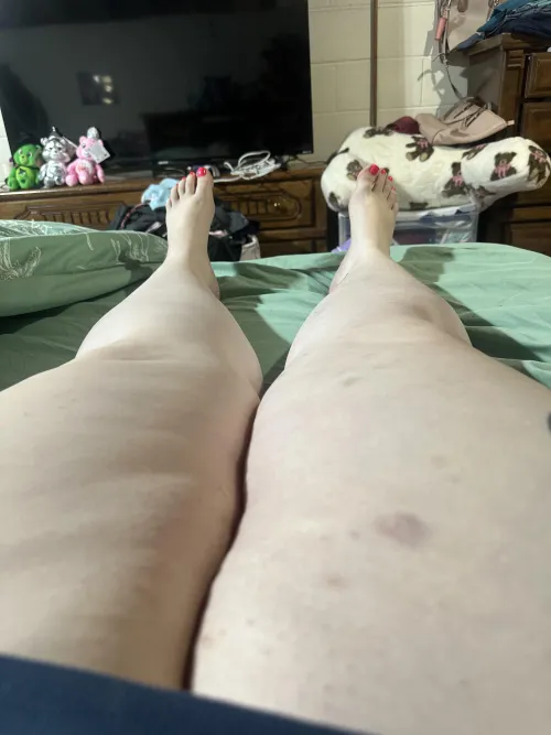 Like my feet by Twolittlepiggis