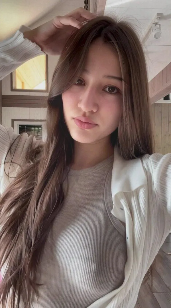 like my hairstyle posted by ForsakenBaseball8633