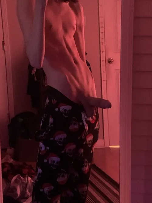 like my pajamas? :3 by TwinkOreo