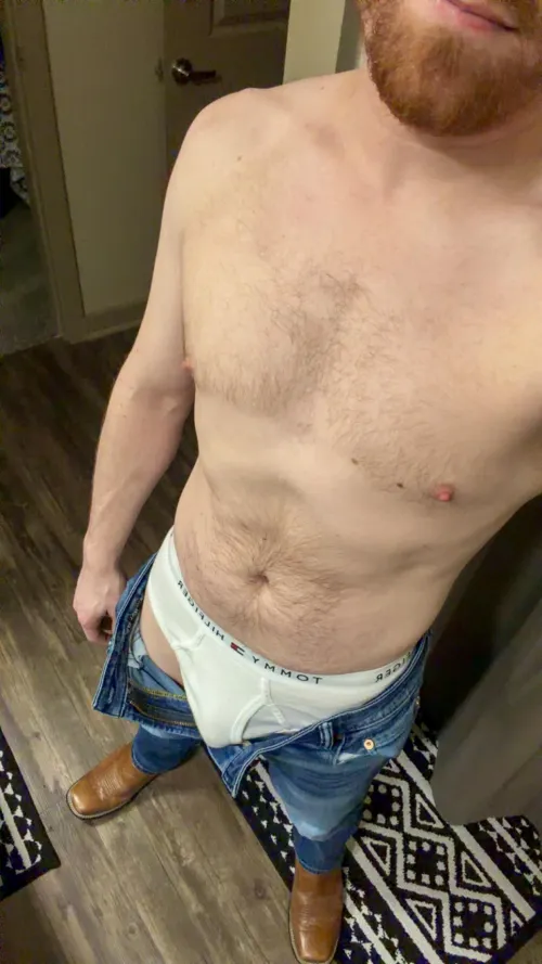 Lil surprise underneath my jeans by Bromotexual