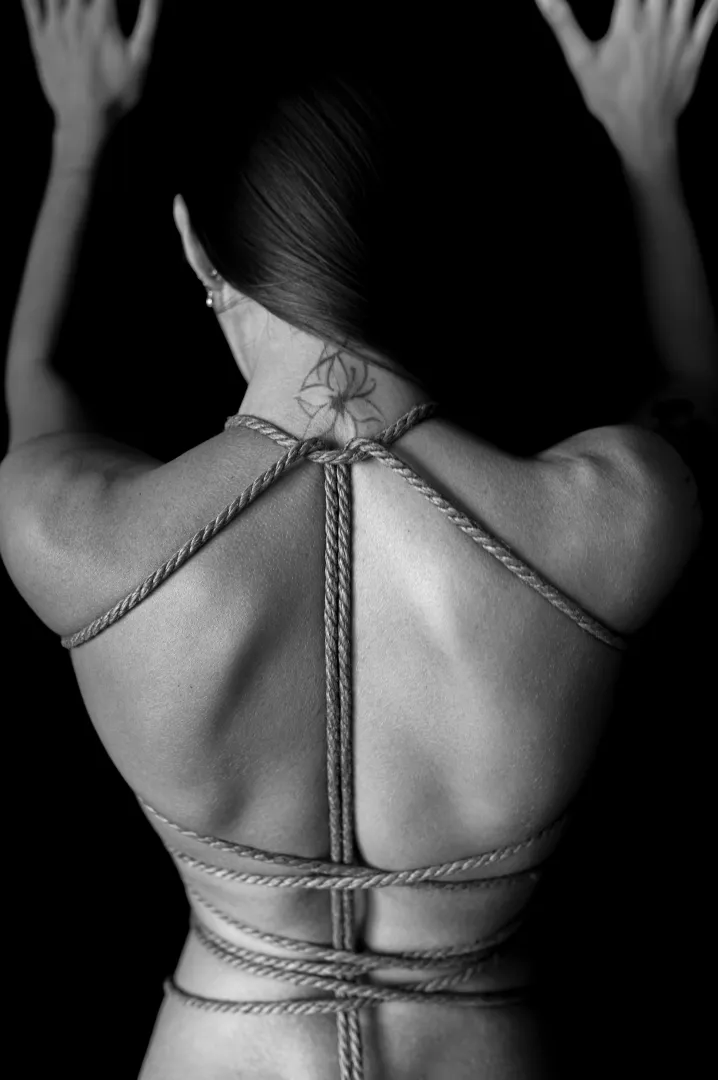 linen made of ropes posted by anegin22