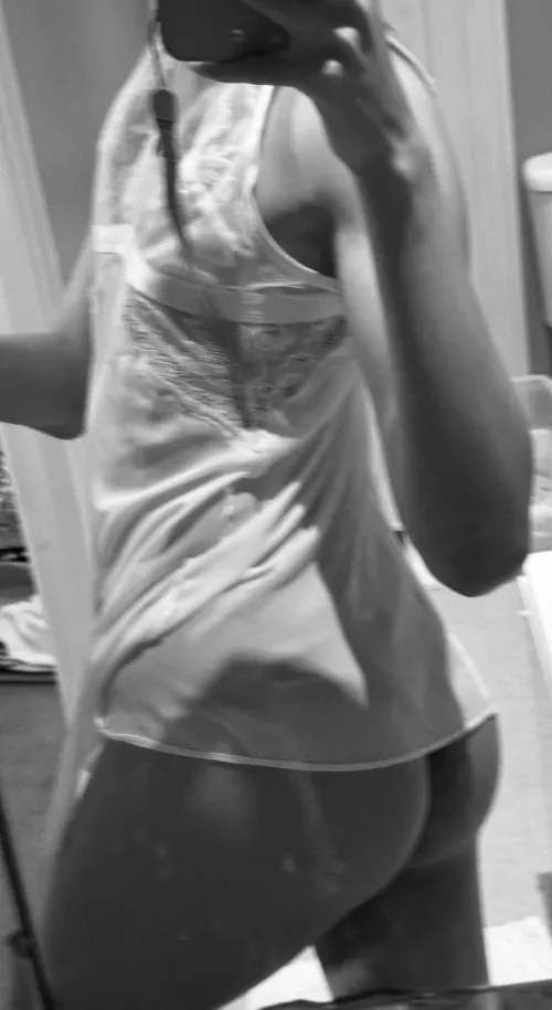 Lingerie moment (23m) by LaSalome