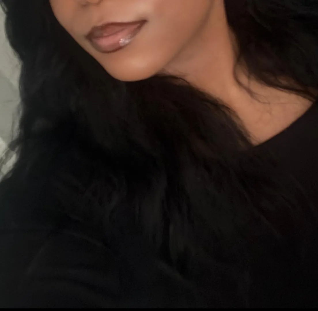 Lip liner & gloss combo. posted by Chacolatemlik