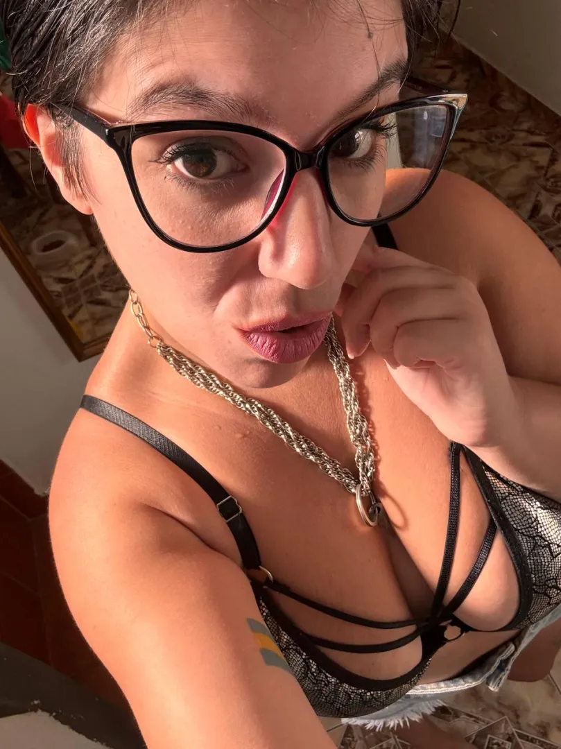 Lipstick is not an invitation. It's a warning. posted by Inesitaax