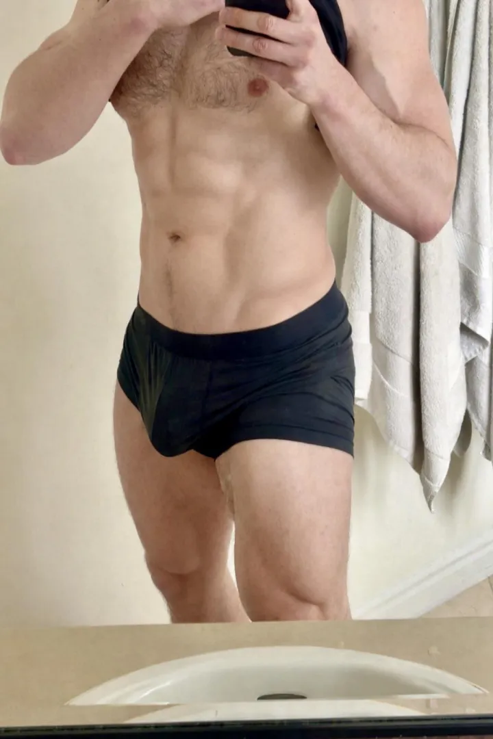 Literally always horny after a leg workout. Help me out? M4F posted by Cblack_Ott