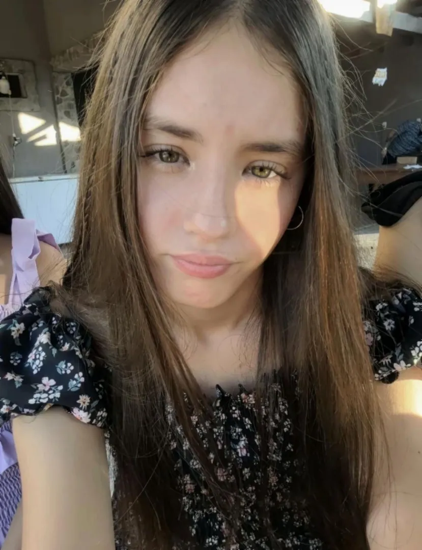 Little gal craves big takeover posted by Zoidmat1