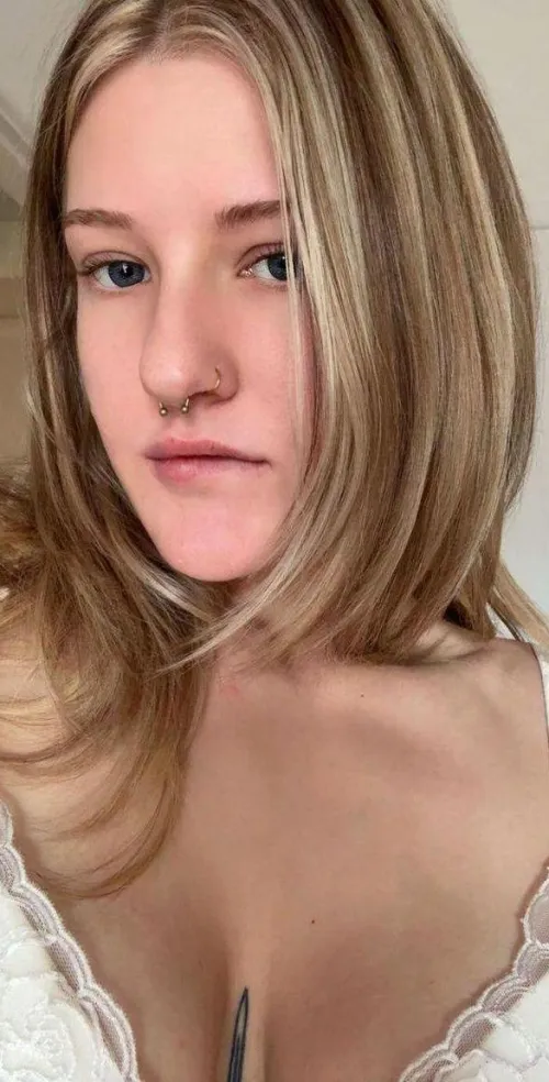 little moment today by innocentshaelah