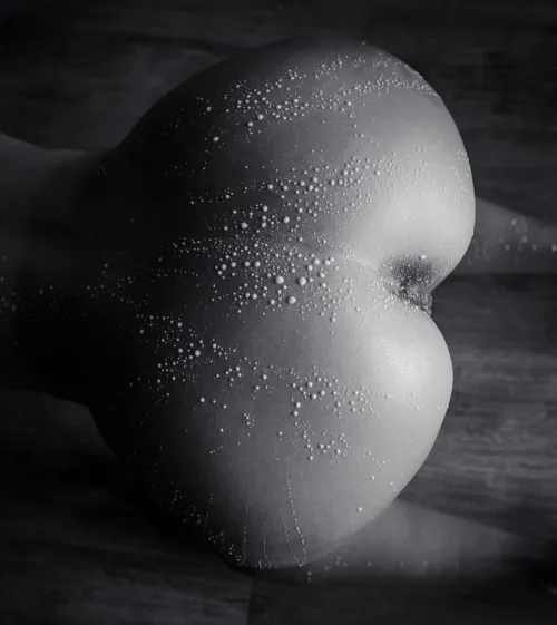 Little white droplets - Source: my personal archive, Berlin/2024. Model: myself. The photographer wants to remain anonymous. No filter, no AI, just manual skills by SoftShadowsLori
