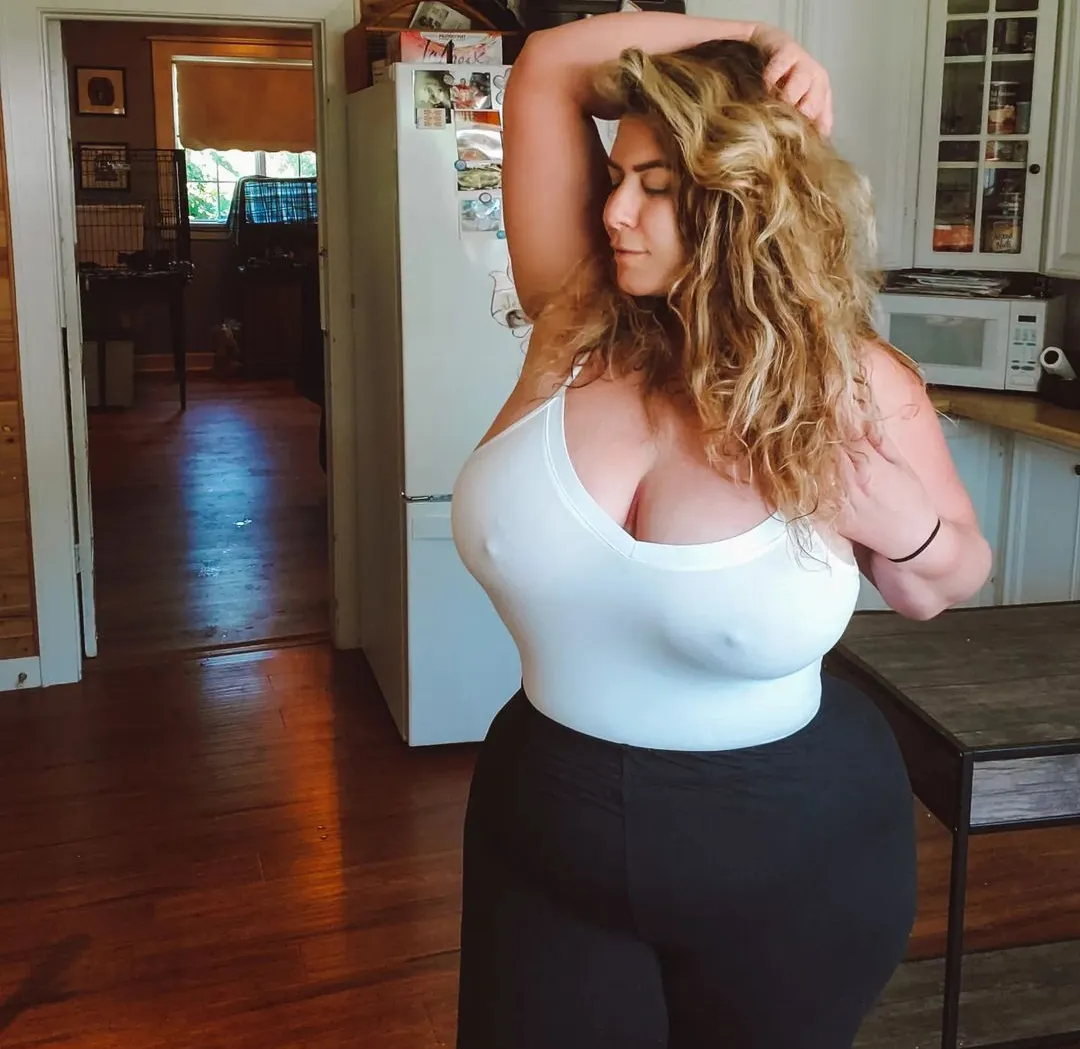 London Andrews posted by evenflow_2991