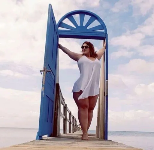 London Andrews by evenflow_2991