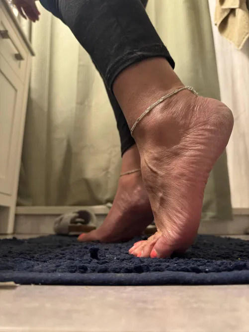 Long days. by Raven_PRLatina2