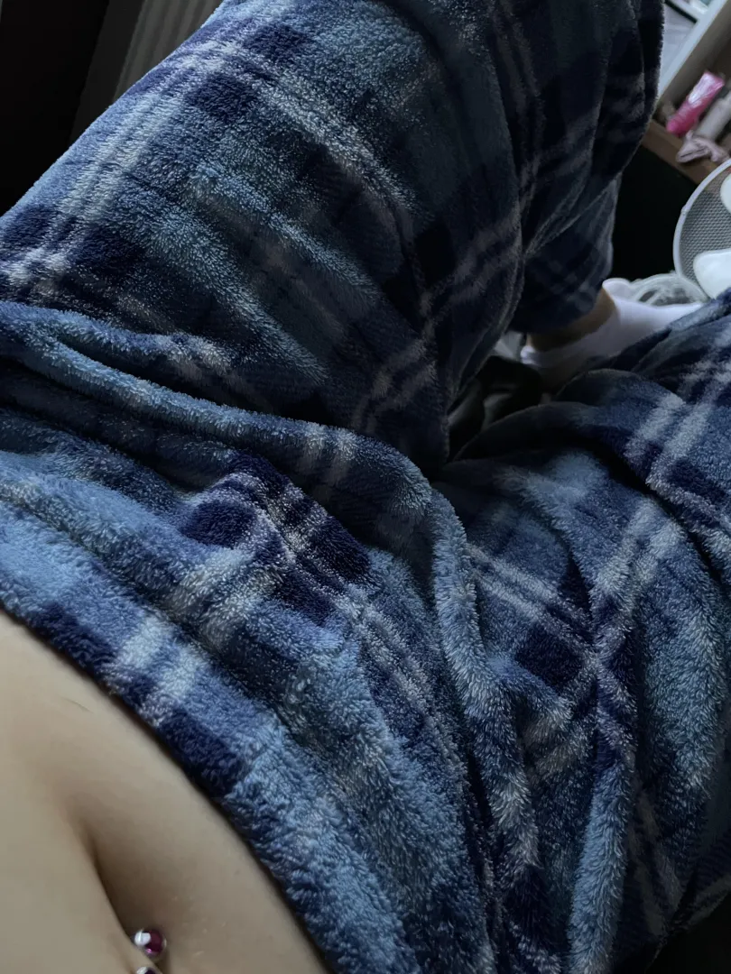 Look at how fluffy and cozy they are  posted by worththetroublex