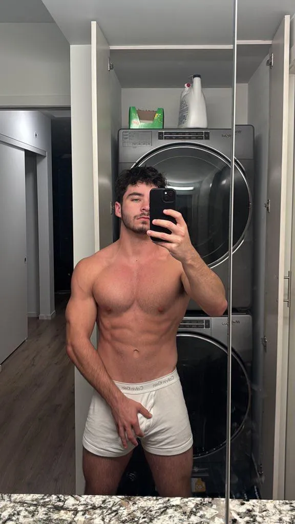 Look at those arms… posted by lucshredz