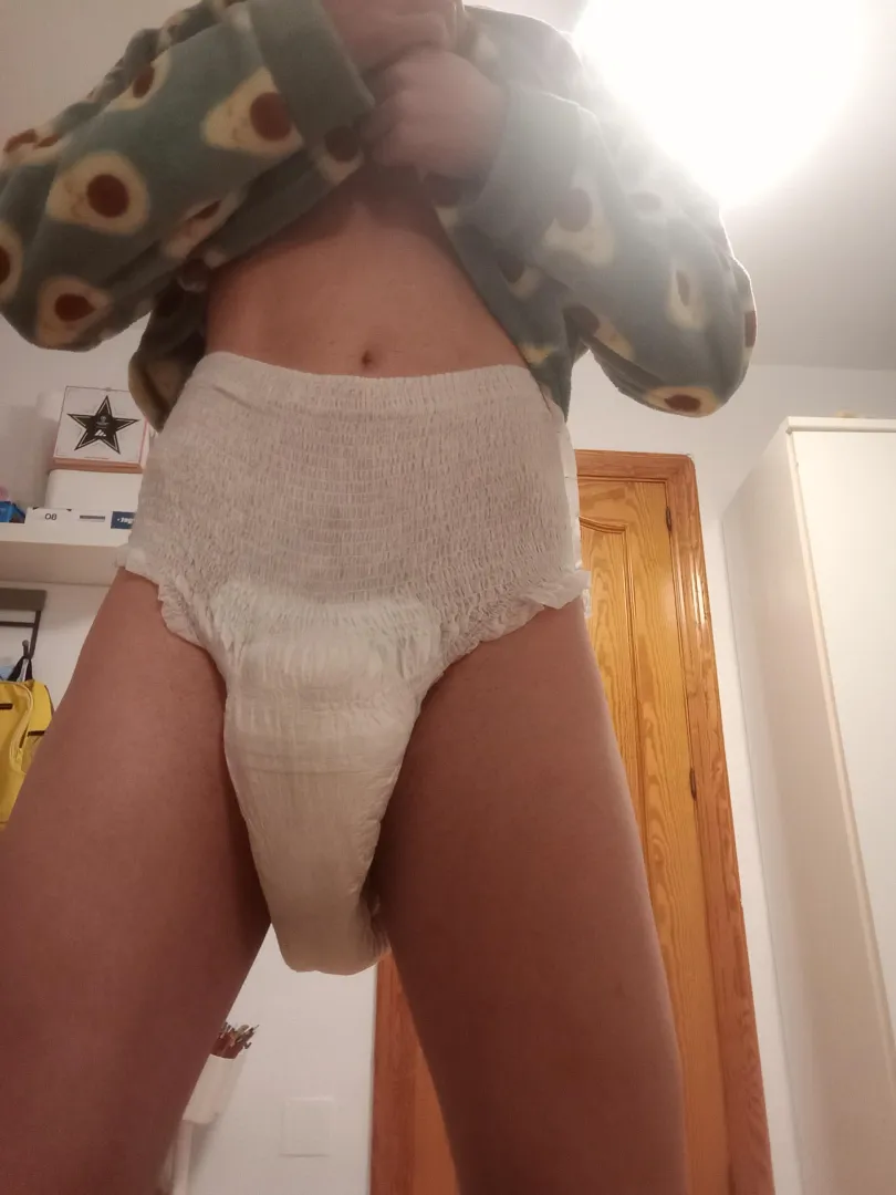 Look, Daddy, my diaper's full, just like you said!  posted by Danifemboy1
