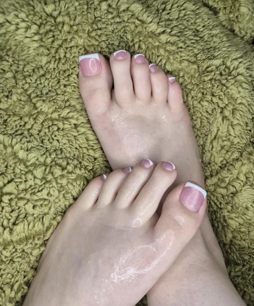 Look. Don't touch  by nodramajustreadit