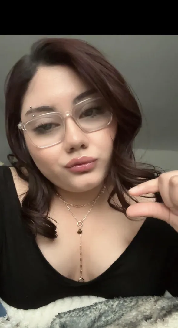 Look how small it is… your self control when you see me. Go ahead, prove me right. posted by GoddessAriell_