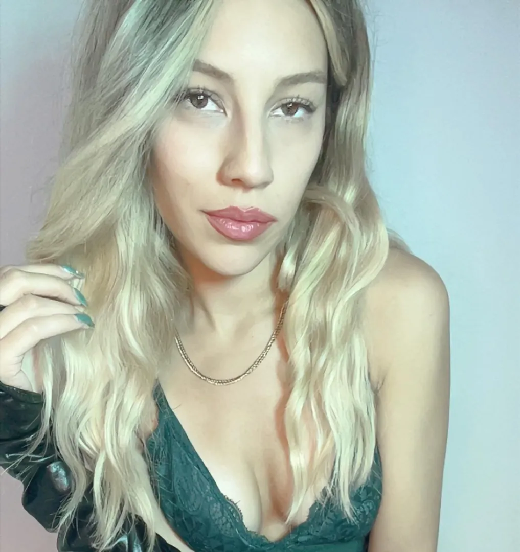 Look me in the eyes if you can posted by Rusha_baby