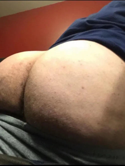 Looking 4 Tops - Oregon Guy Here :) by brett7892