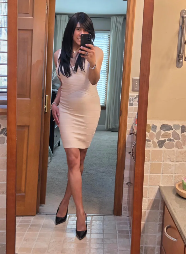 Looking cute or looking major haha...all I know sometimes feeling good plays a big role haha  ☺️   ❤️  posted by AmandaTaylor8