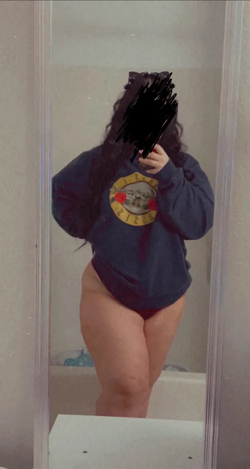 Looking for a female in Billings or near to have a lesbian fantasy with and have my man join(F28, M33) we are new to this but are definitely wanting some fun with another female!! by montanachill0115