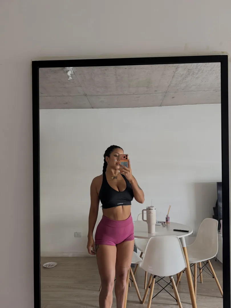 looking for a gym bro to fuck posted by babygalsivip