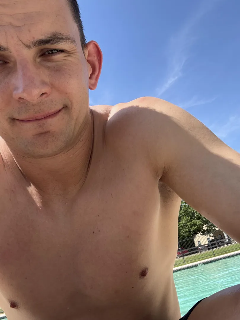 Looking for a hotwife or couple for threesomes, cuck holding or one on one fun posted by WrongDistribution586