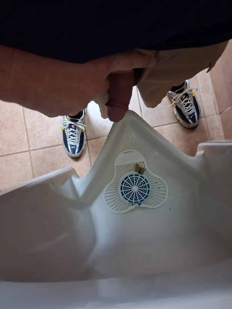 Looking for a JO Buddy – BiM4M posted by Fast-Calligrapher630