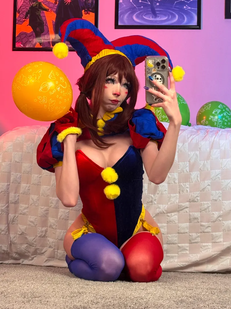 Looking for a new ring master to take orders from, any takers? posted by SunflowerrSparkle