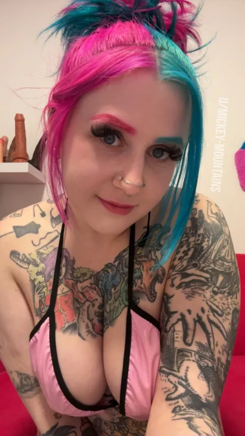 Looking for a pathetic loser to eat his own cum for my entertainment. Hit me up for video calls, sexting, premade videos, dick rates, custom content. by mickey-mountains