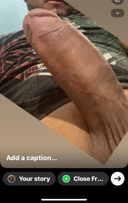 Looking for a place to smoke and play there is two of us by BananaHot4007