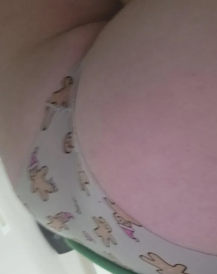 Looking for a woman to cuck my husband with. Please message me if interested posted by Beneficial-Grab-9028