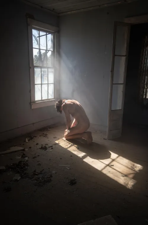 Looking for answers on a cold winter morning ❄️☀️ by Hunter_explores