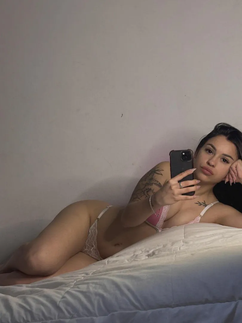 Looking for hung and thick posted by HeadPea1936