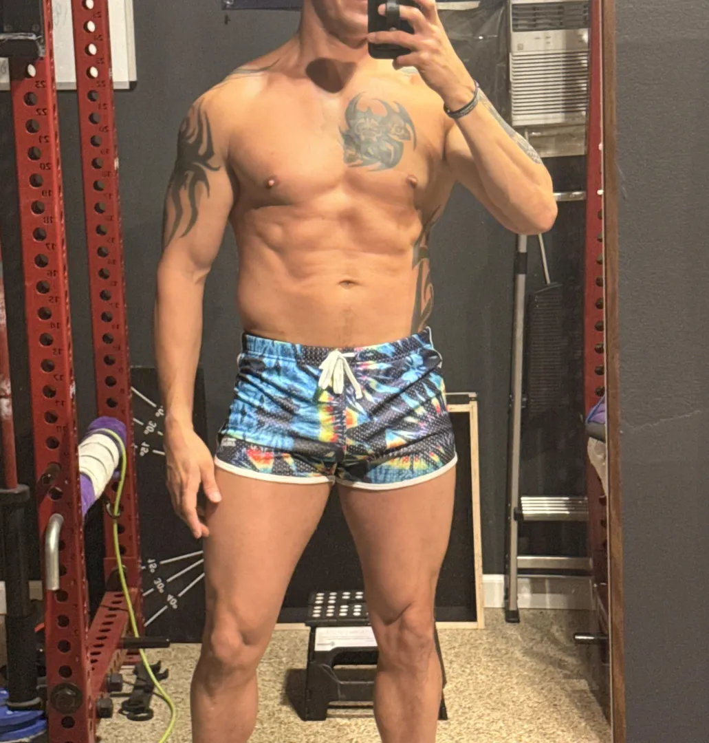 Looking for playmate in Stl posted by Past_Way3056