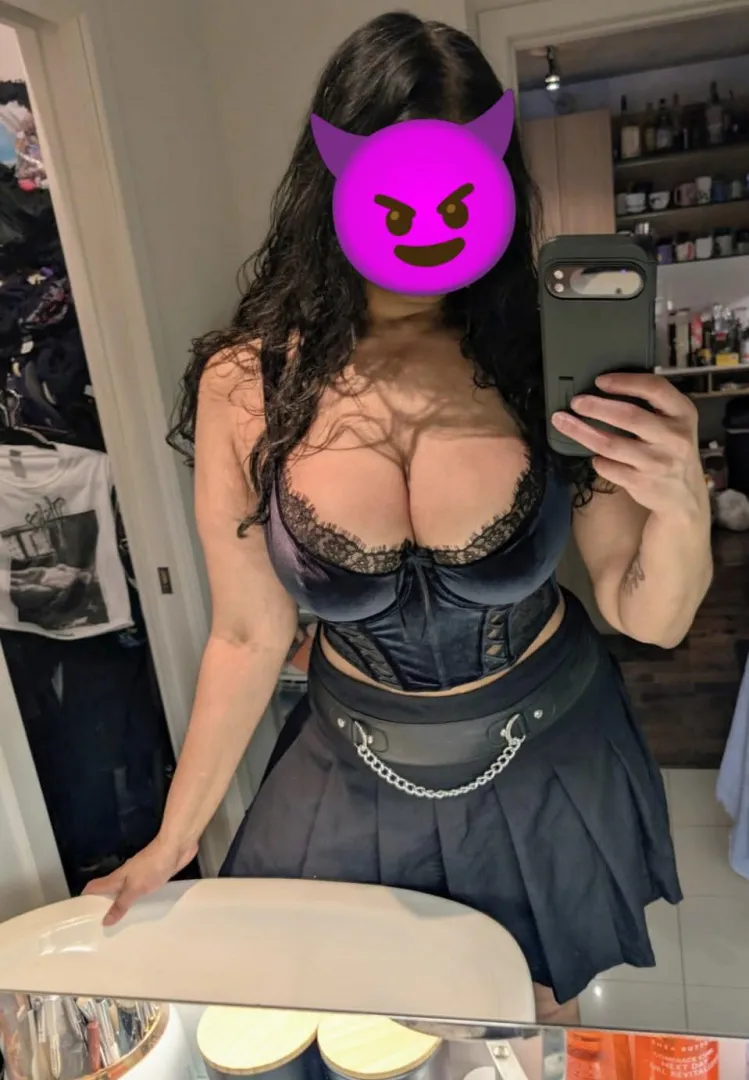 Looking for sluts to control!!  posted by Haunting_System_3144