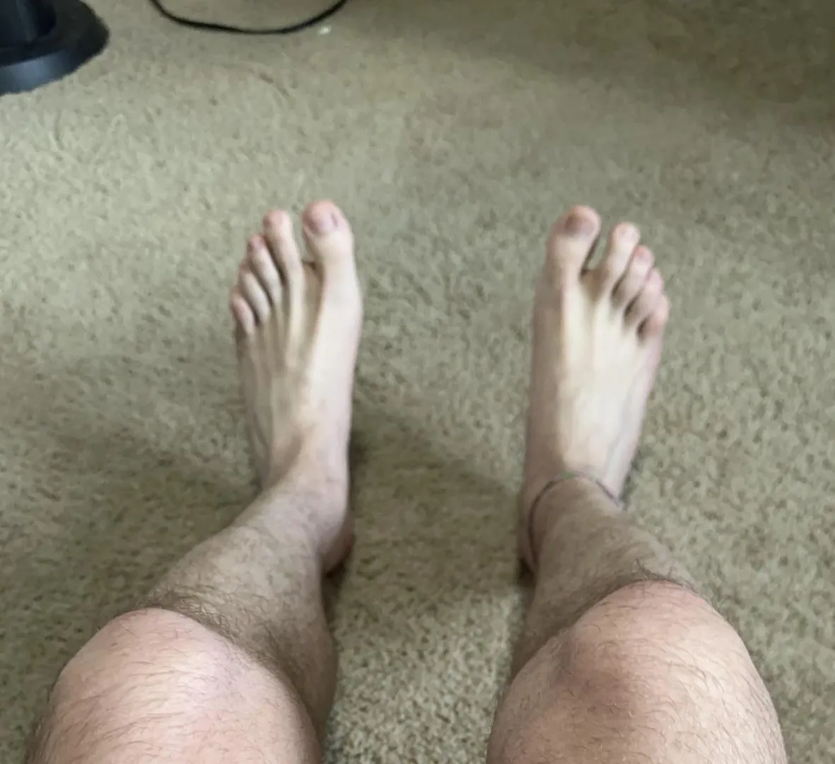 Looking for some feet to worship or a foot dom, hmu 24 in idaho, looking for OR,ID,UT posted by Ill_Promise9460