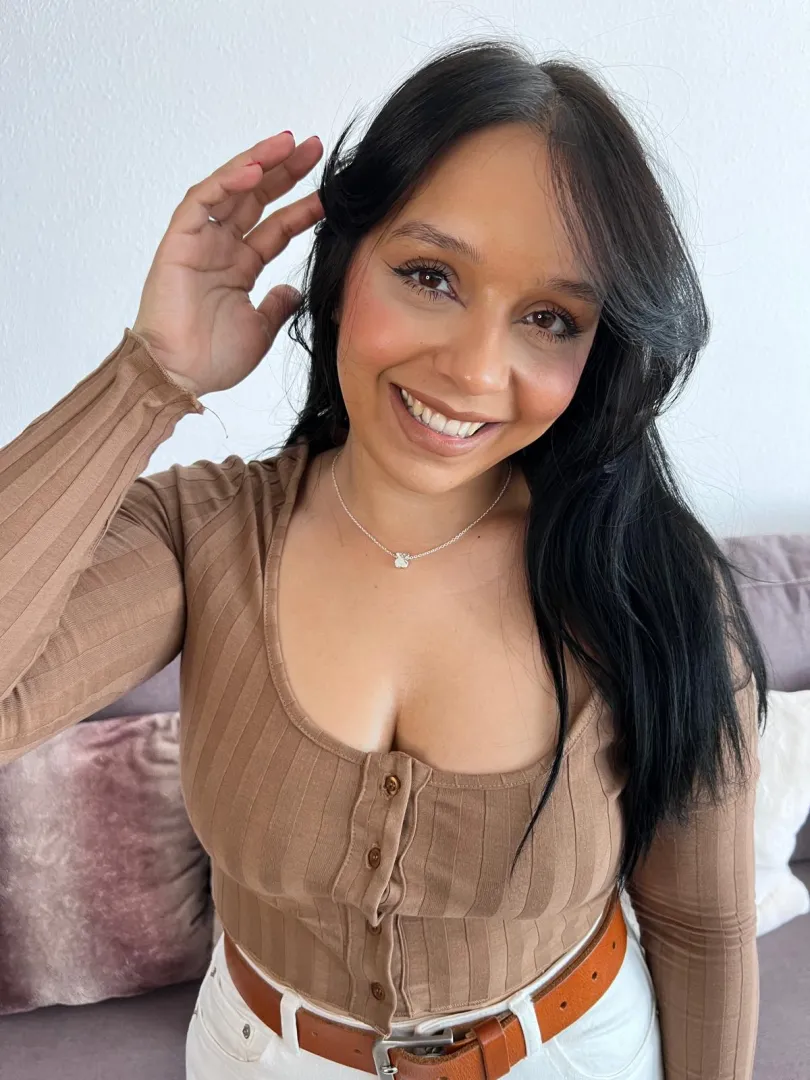 looking for the right pleasure, the one I deserve with my delicious booty posted by Galadriel69_