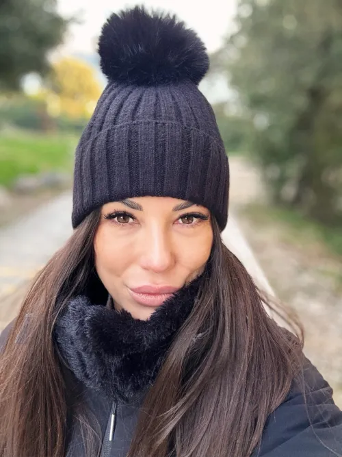 Looking hot even wearing a hat and a coat by Pavlovurasag