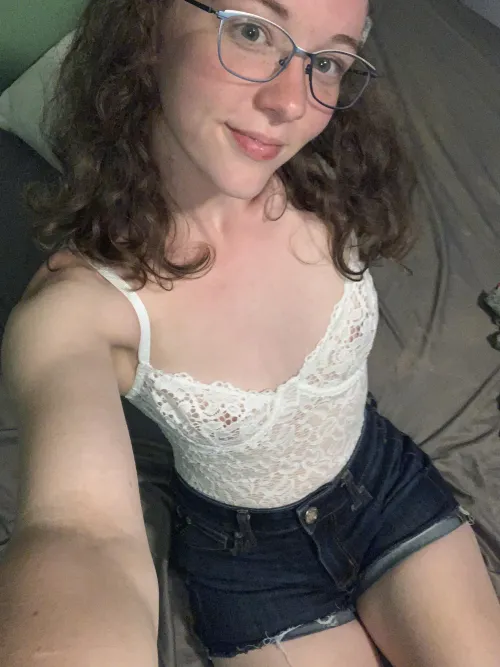 Looking sweet in my jean shorts by thebreefontaine