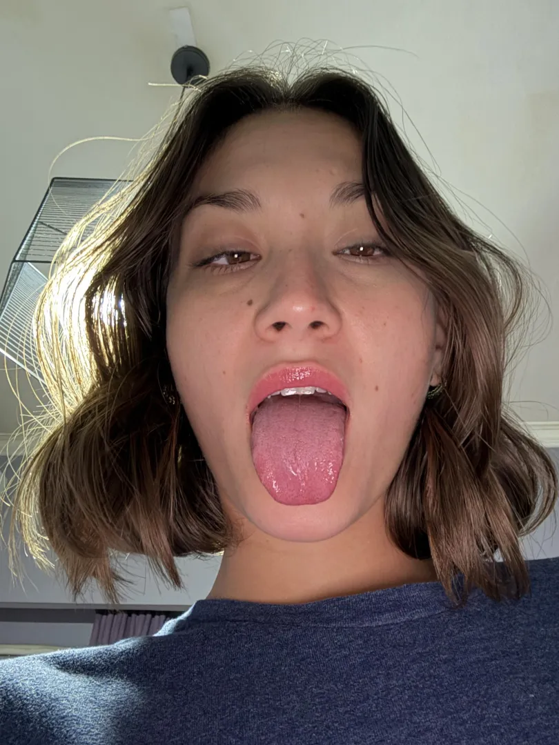 looking to be your ahegao queen posted by No-Scientist00
