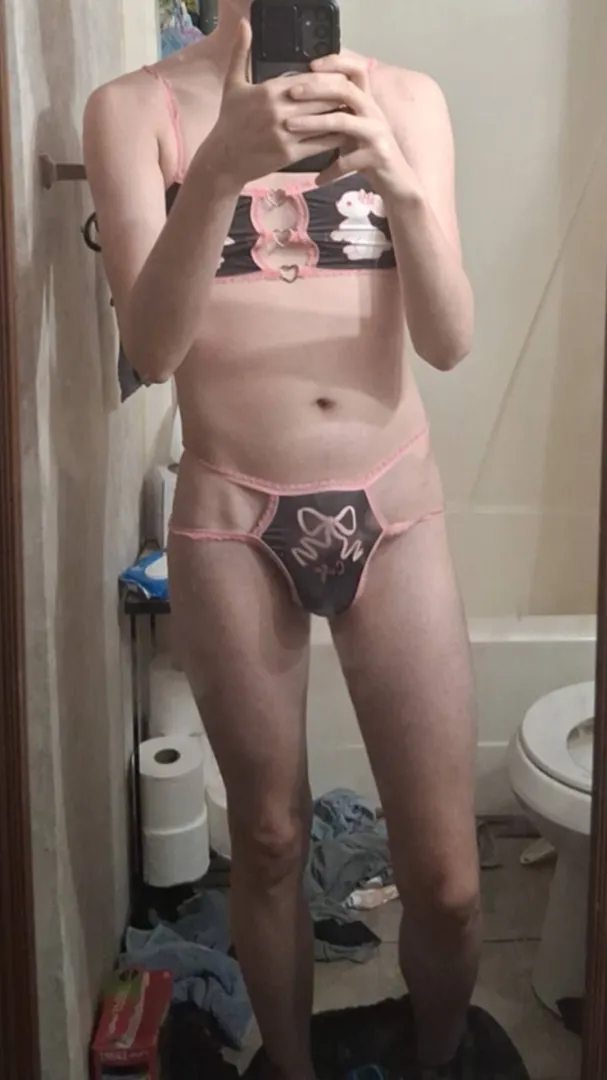 Looking to become more sissy like posted by [deleted]