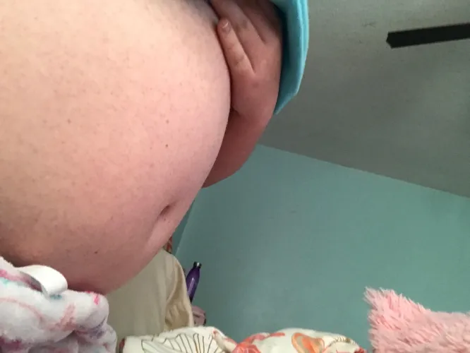 Looking to grow out this belly~ by Gold_Poetry3308