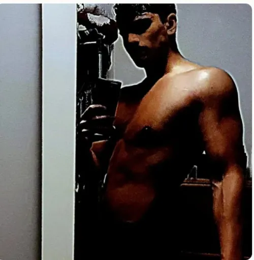 Looking to make friends from the scene by Melodic_Ad_4664