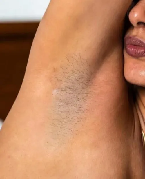 Looking to Shave a woman's legs and underarms by nakedman1202