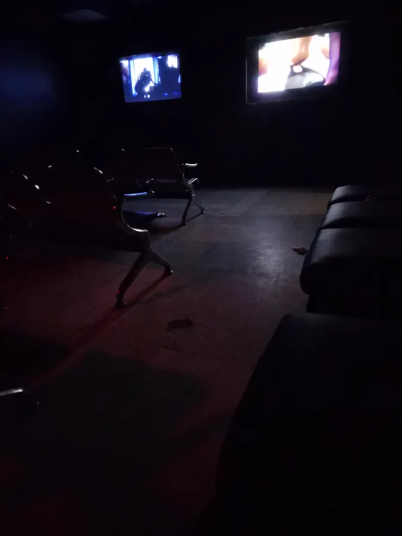 Looking to suck at barnetts posted by syphline